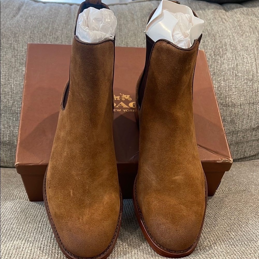 Coach Brown Chelsea Boots with Polished Leather - Picture 5 of 8
